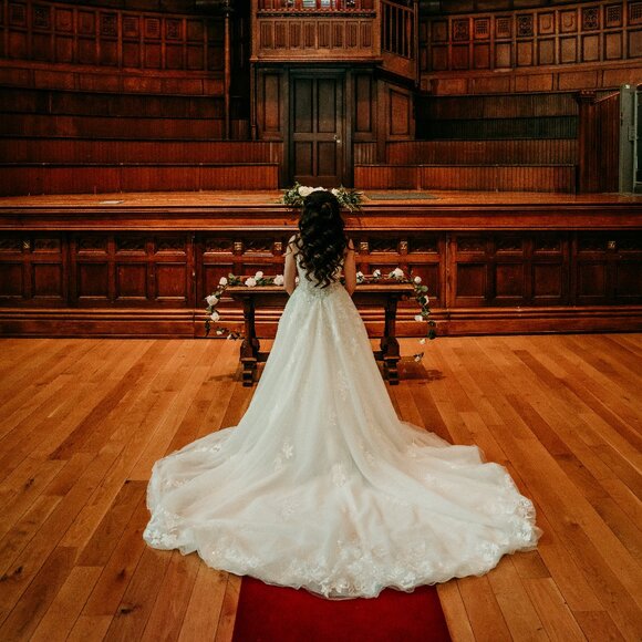 Essense of Australia Wedding Dress - US Size 2 - #D3386 - Picture 6 of 7